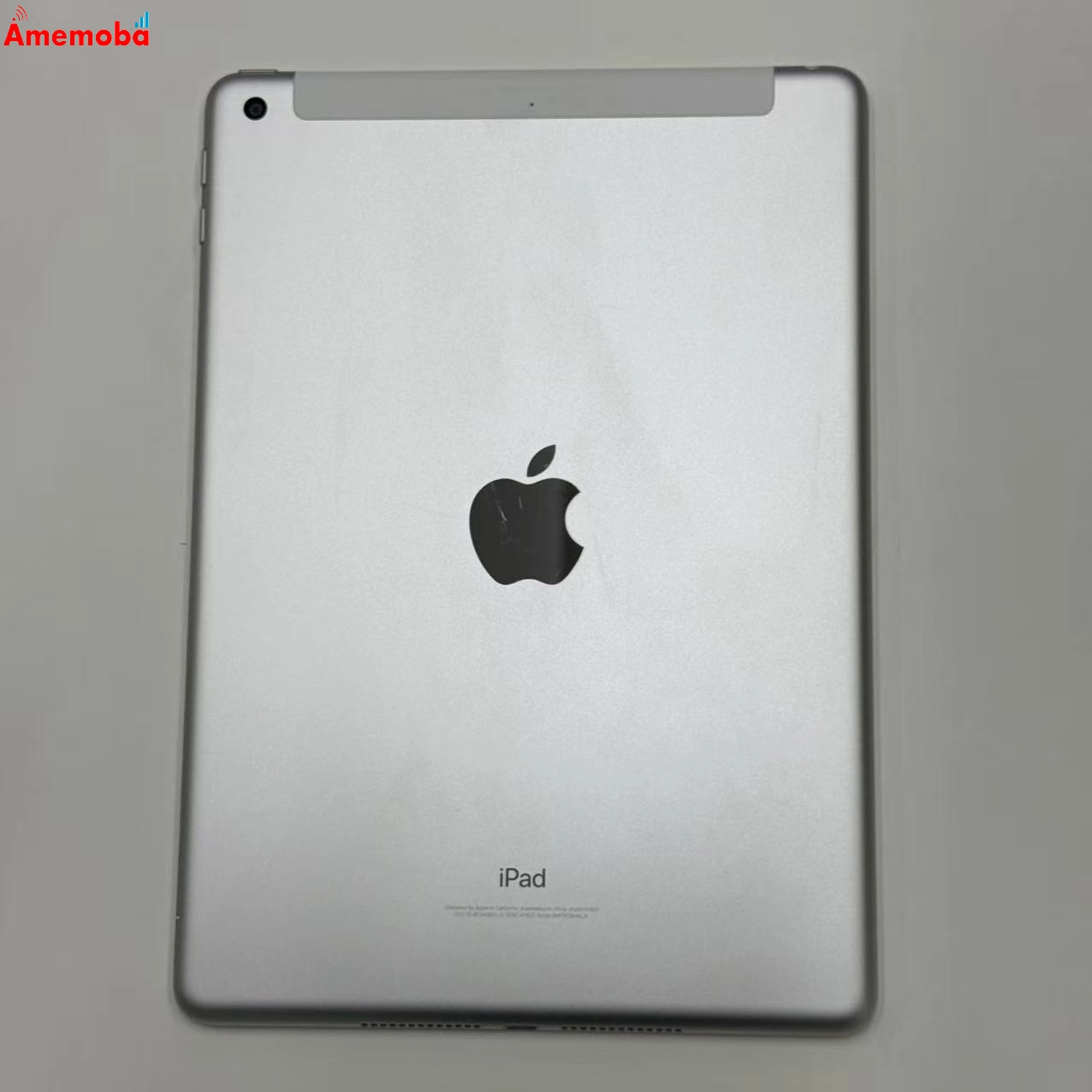 iPad 第5世代 32GB シルバー MP1L2J/A AU版SIMフリー au
