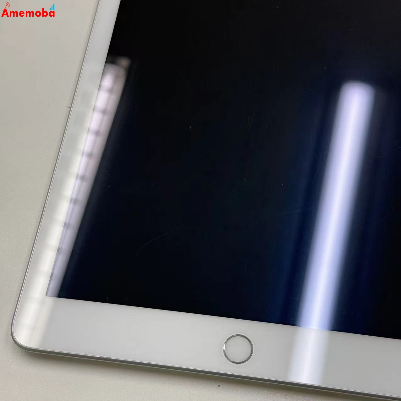 iPad 第5世代 32GB シルバー MP1L2J/A AU版SIMフリー au