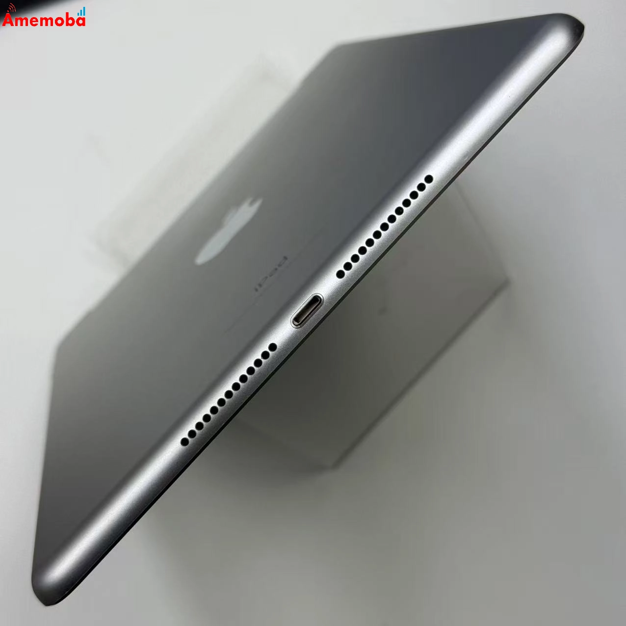 iPad 第5世代 32GB シルバー MP1L2J/A AU版SIMフリー au