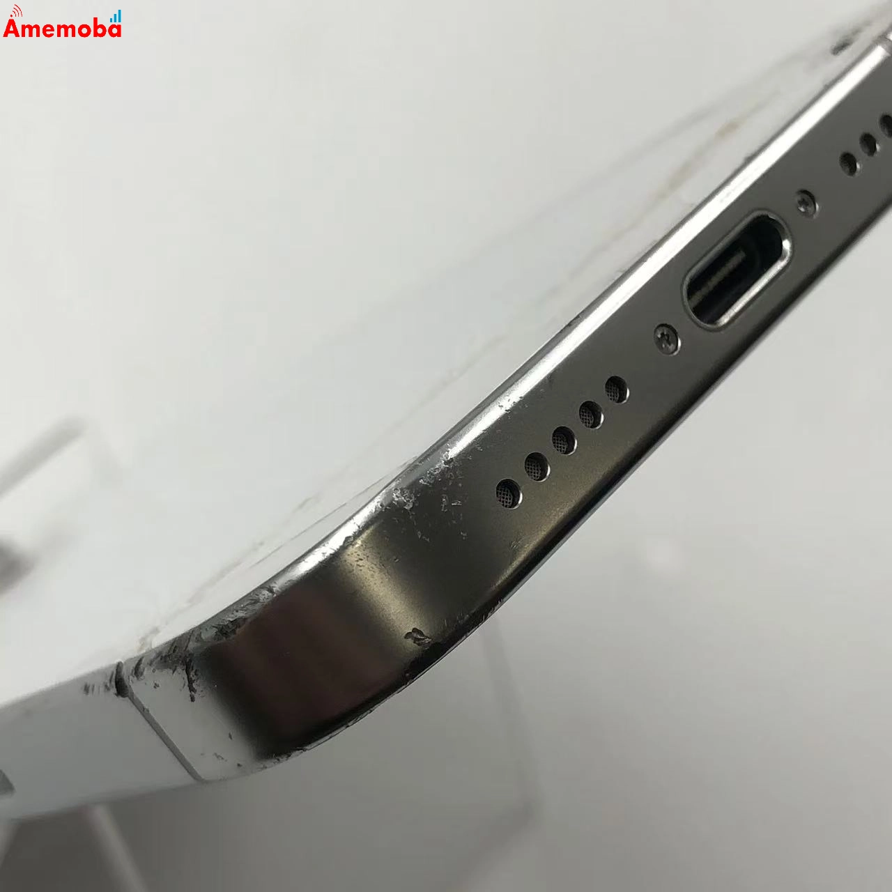 iPhone16 Pro 512GB ホワイトチタニウム MYN53J/A docomo版SIMフリー ジャンク品