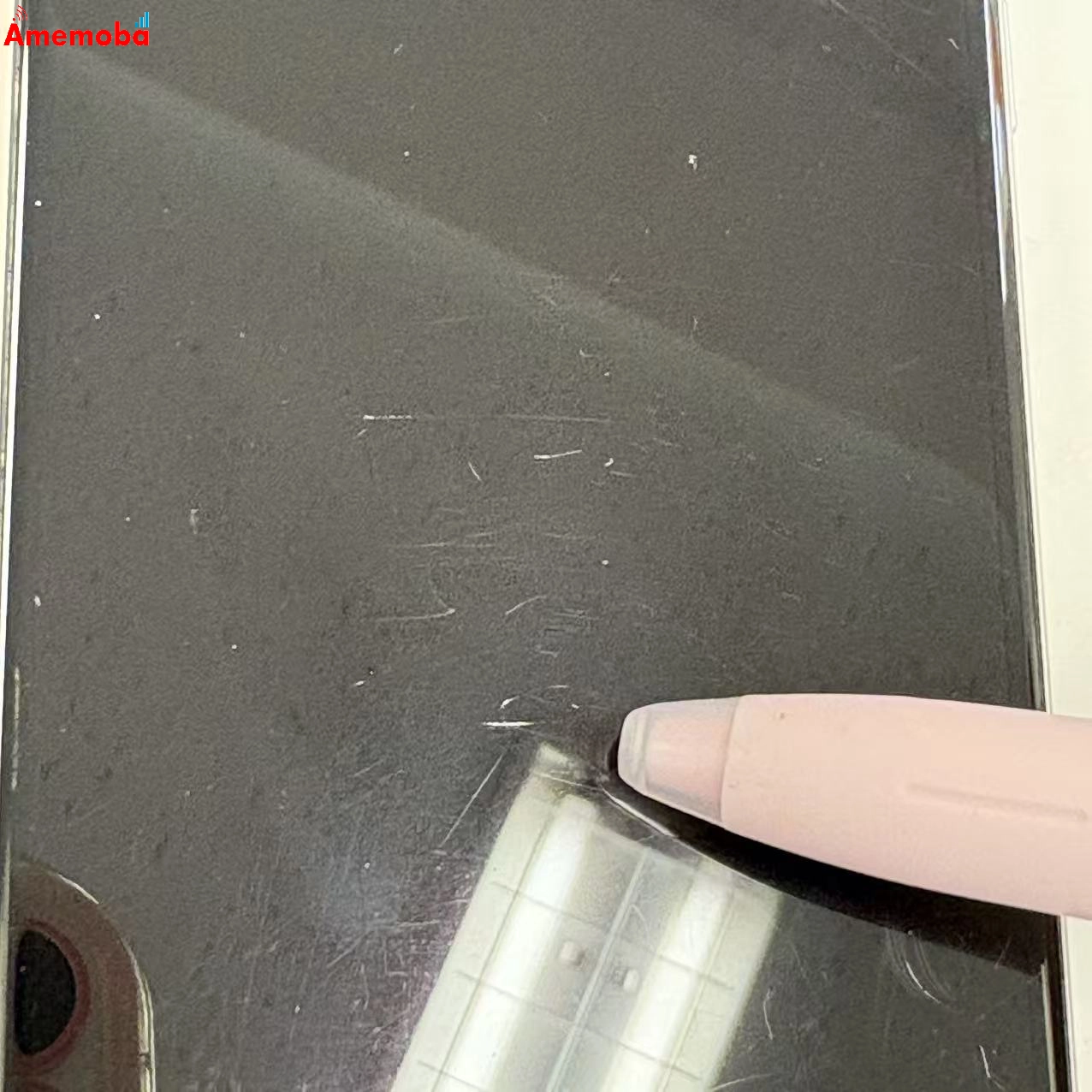 iPhoneSE 第3世代 128GB スターライト MMYG3J/A docomo版SIMフリー