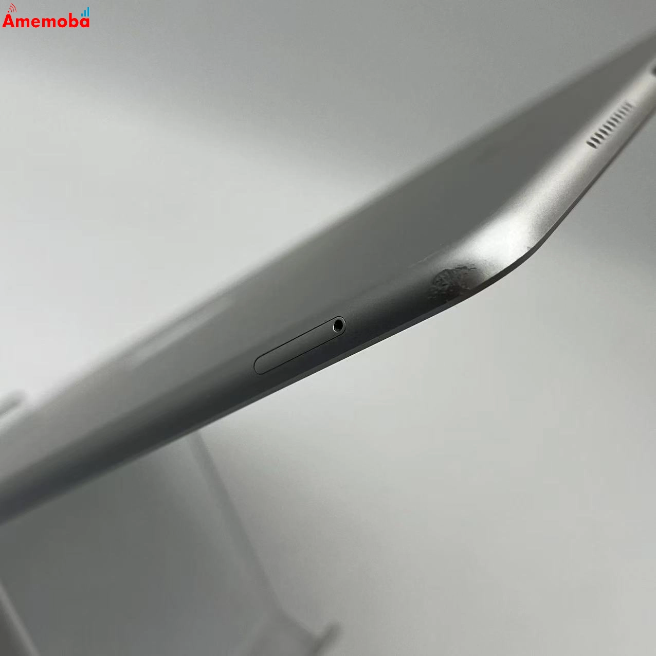 iPad Air 第3世代 Wi-Fi+Cellularモデル 64GB シルバー MV0E2J/A Apple版SIMフリー  訳あり品