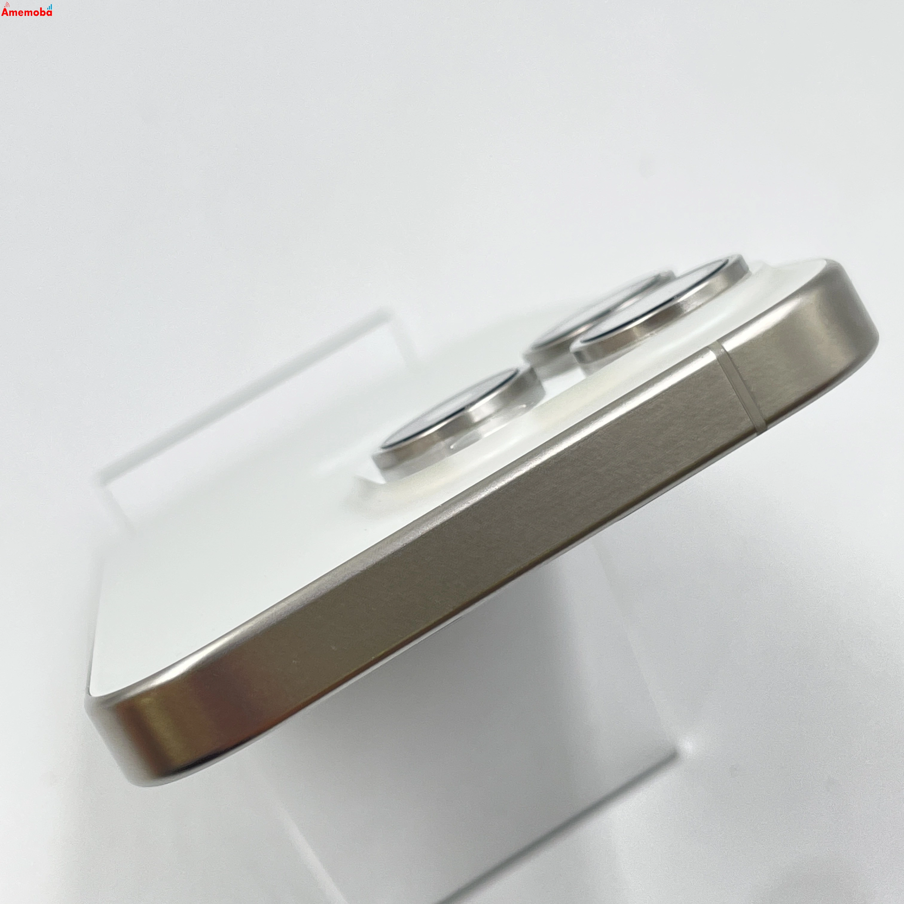 iPhone15 Pro 256GB ホワイトチタニウム MTUD3J/A Apple版SIMフリー 極美品