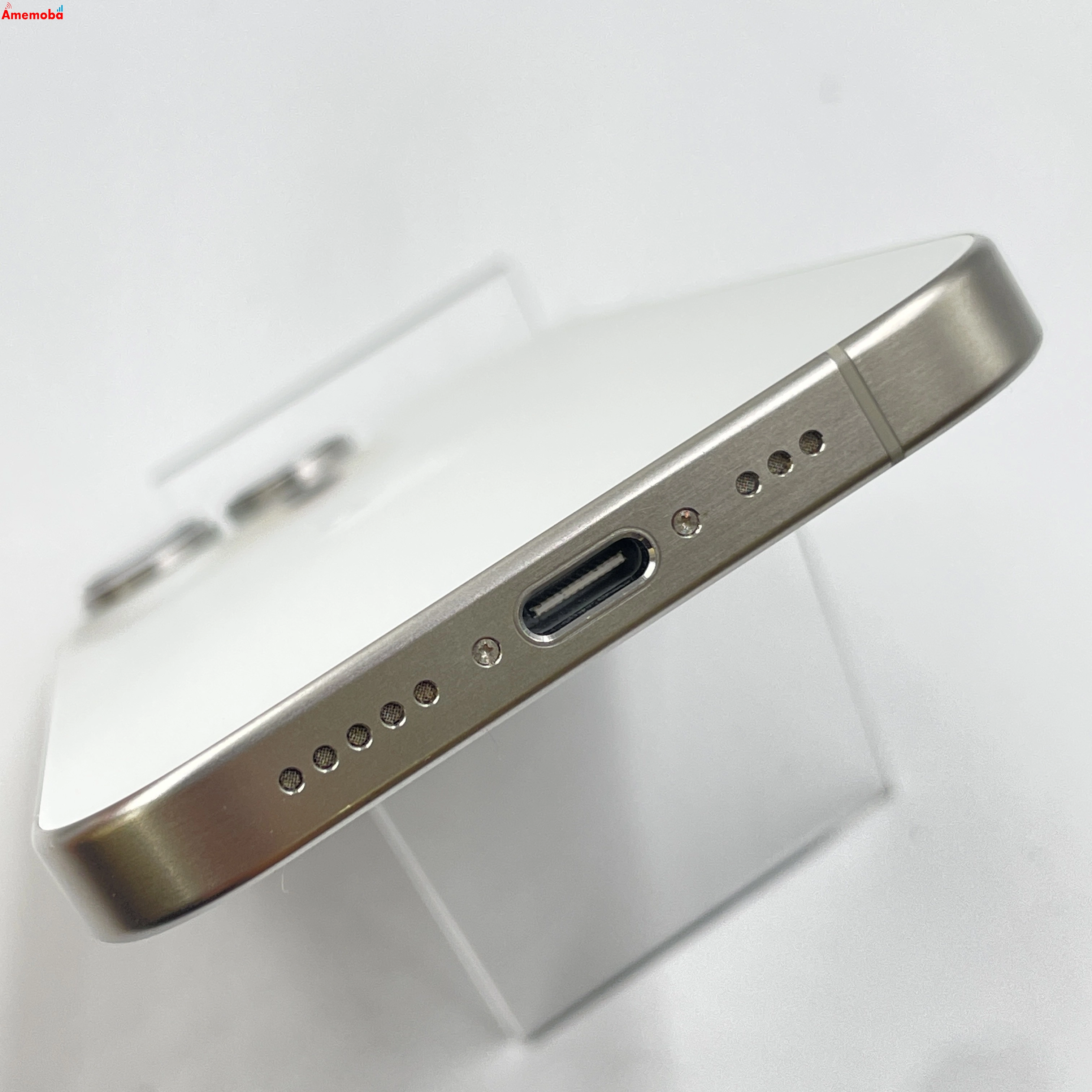 iPhone15 Pro 256GB ホワイトチタニウム MTUD3J/A Apple版SIMフリー 極美品