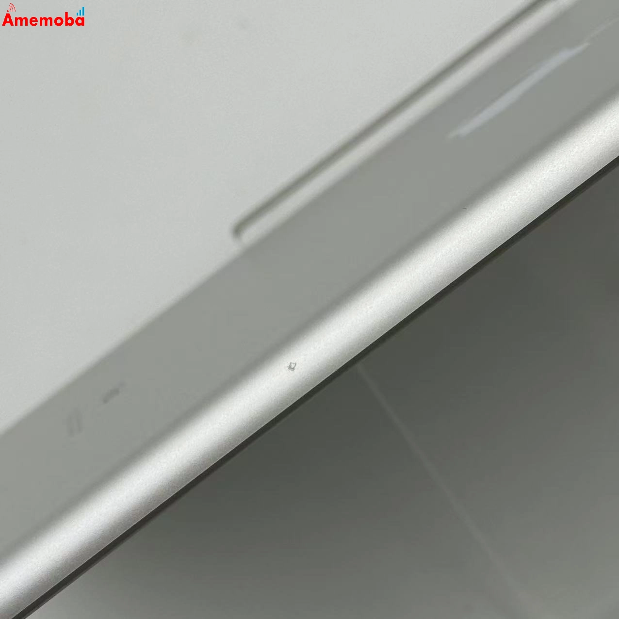 iPad 第5世代 32GB シルバー MP1L2J/A AU版SIMフリー 美品 au