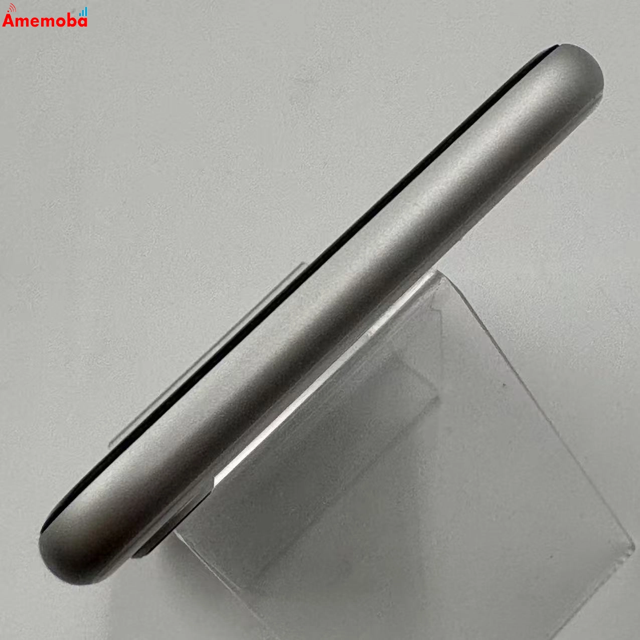 iPhoneSE 第2世代 128GB ホワイト NXD12J/A docomo版SIMフリー 美品