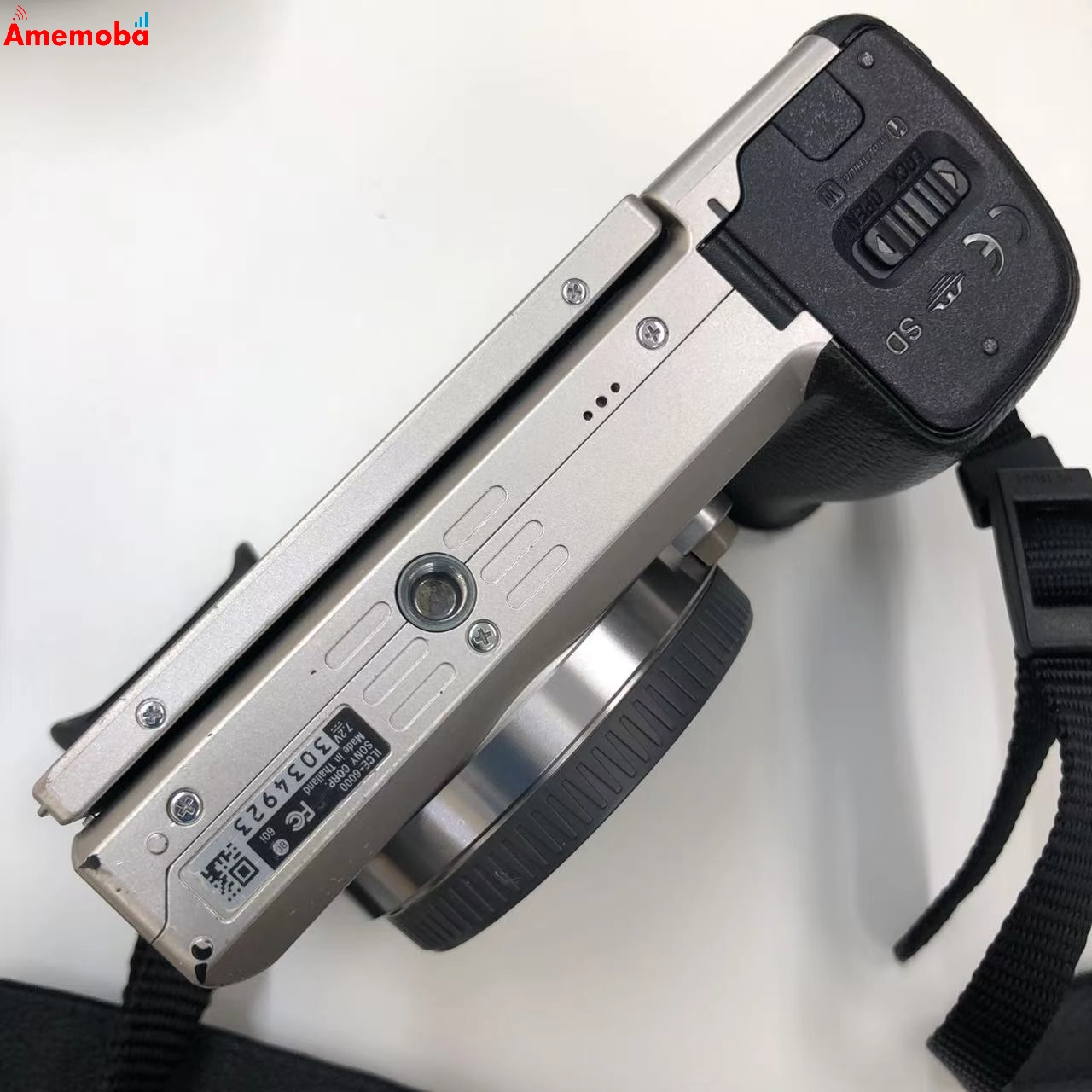 &alpha;6000 ILCE-6000Y ダブルズームレンズキット シルバー