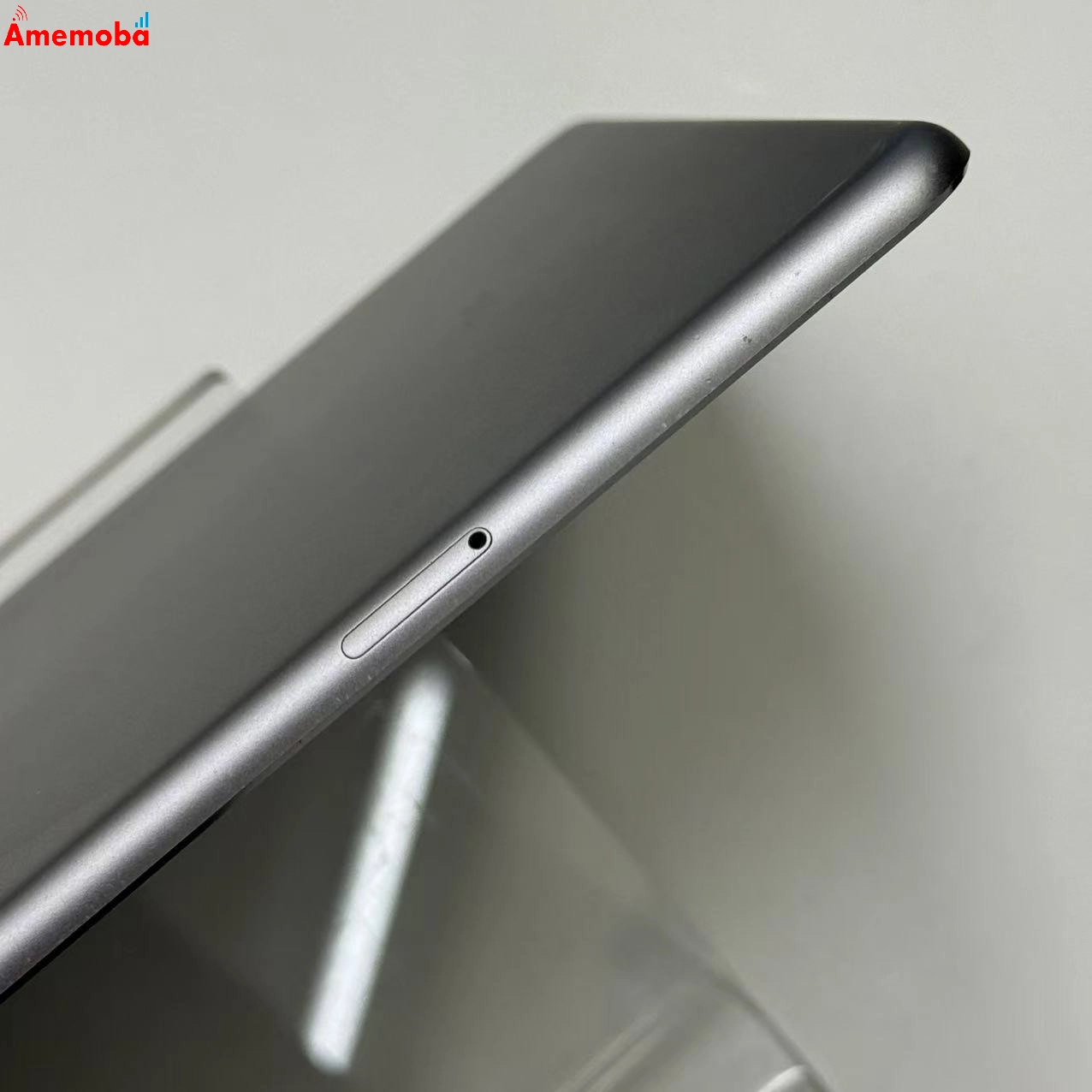 iPad Air 第2世代 64GB スペースグレイ MGHX2J/A SoftBank版SIMフリー
