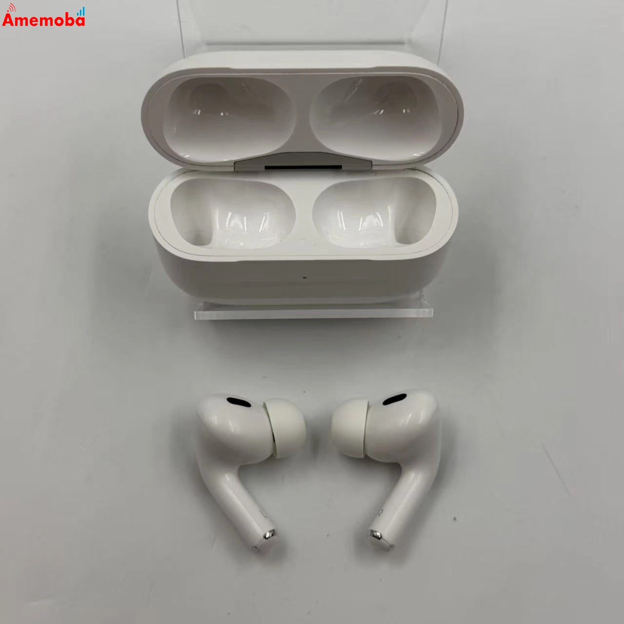 AirPods Pro 第2世代 MagSafe充電ケース(USB-C)付き ホワイト MTJV3J/A