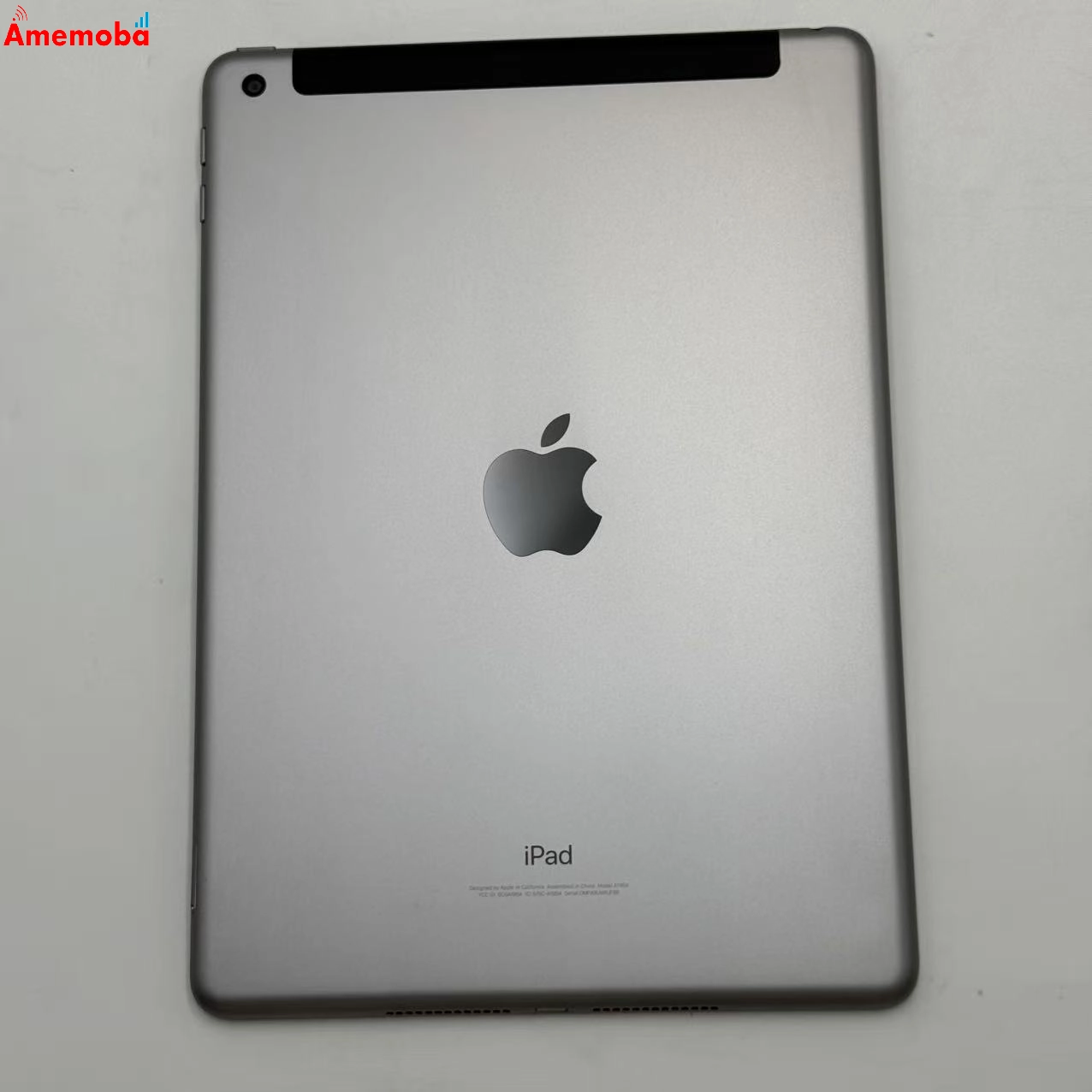 iPad 第6世代 32GB スペースグレイ MR6N2J/A docomo版SIMフリー 極美品