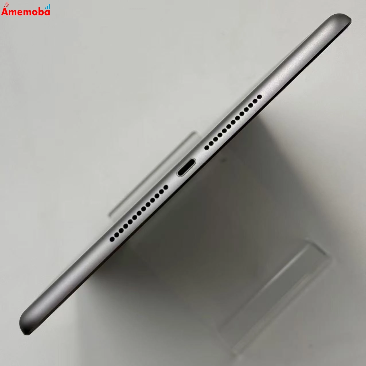 iPad 第6世代 32GB スペースグレイ MR6N2J/A docomo版SIMフリー 極美品