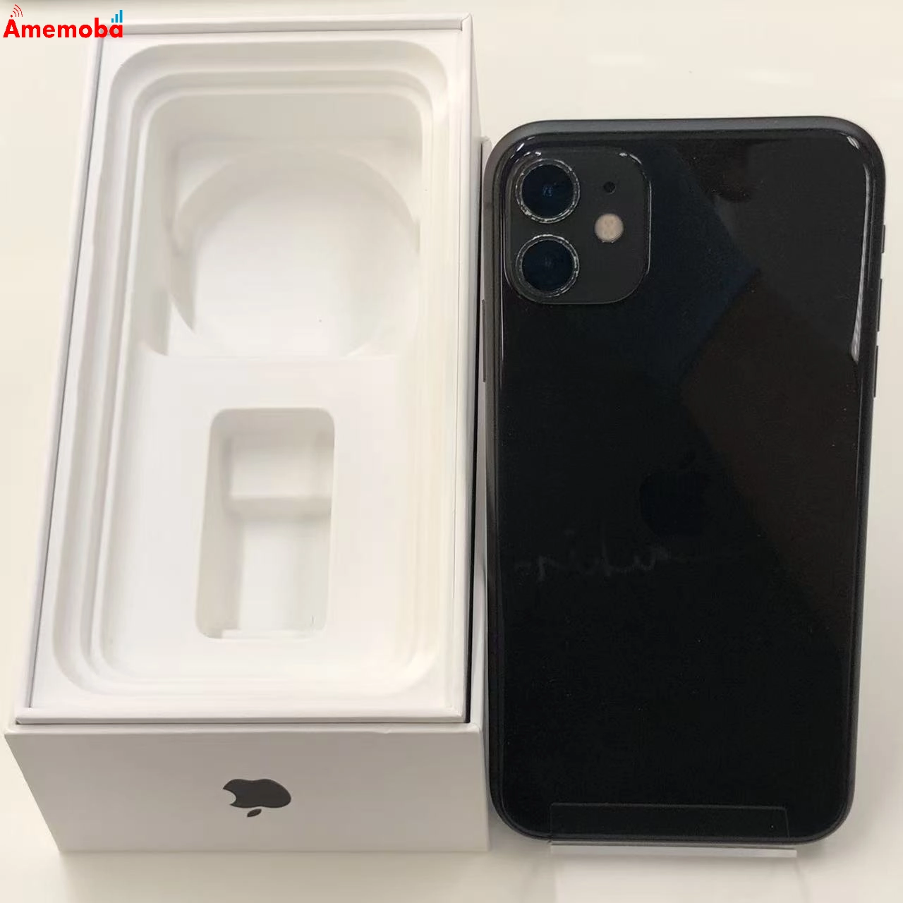 iPhone11 64GB ブラック MWLT2J/A AU版SIMフリー au