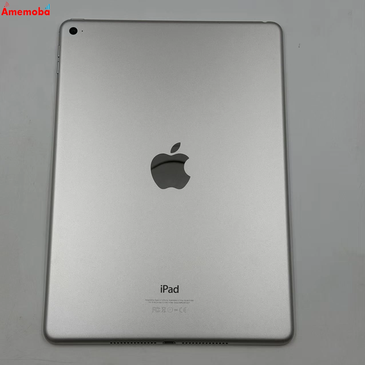 iPad Air 第2世代 Wi-Fiモデル 16GB シルバー MGLW2J/A 極美品