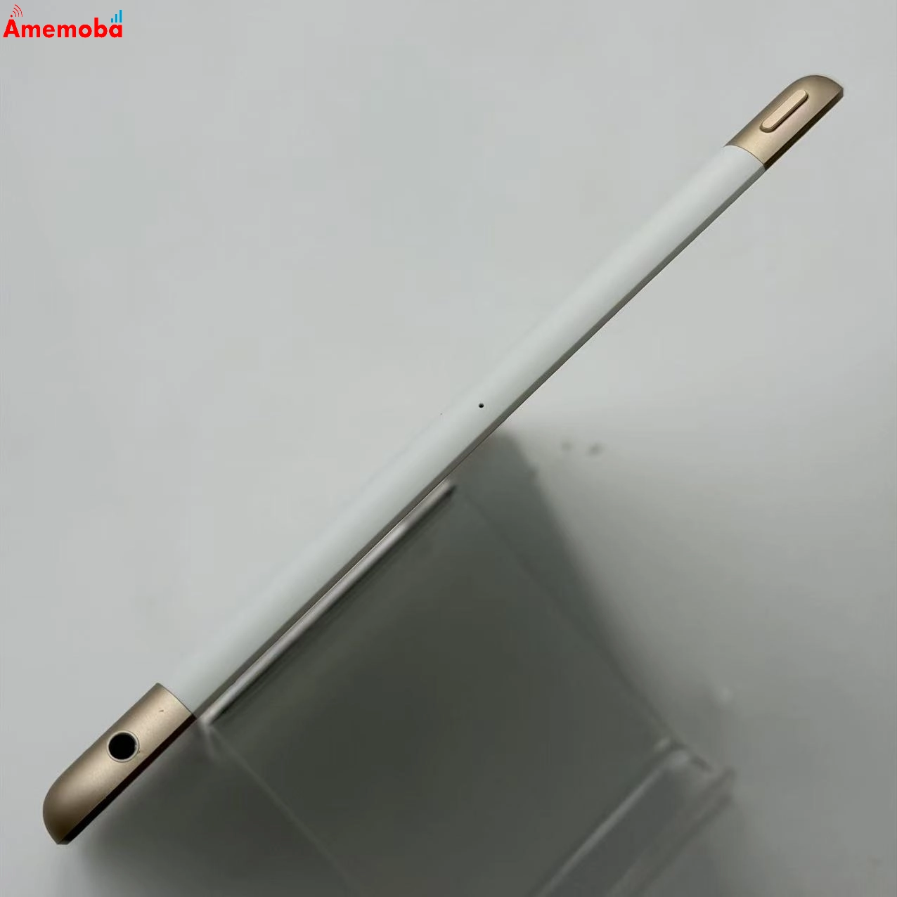 iPad 第5世代 Wi-Fi+Cellularモデル 32GB ゴールド MPG42J/A docomo版SIMフリー 美品