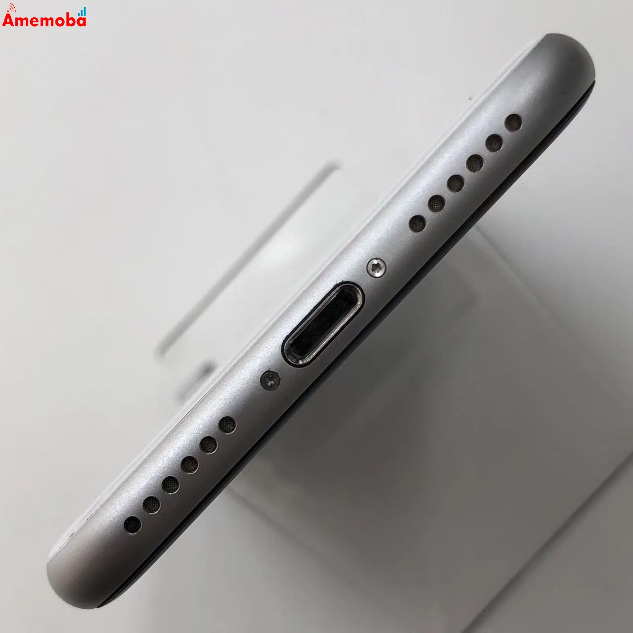 iPhoneSE 第2世代 64GB ホワイト MHGQ3J/A AU版SIMフリー au