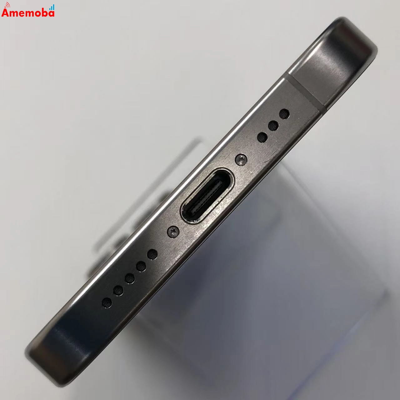iPhone15 Pro 256GB ホワイトチタニウム MTUD3J/A Apple版SIMフリー 美品