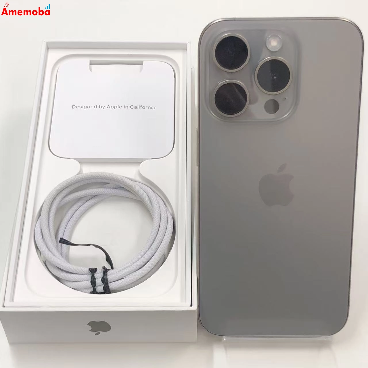 iPhone15 Pro 256GB ナチュラルチタニウム MTUF3J/A Apple版SIMフリー 新品同様