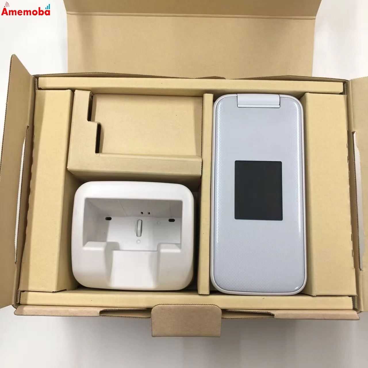 らくらくホン F-41F 8GB ホワイト docomo版SIMフリー 新品同様