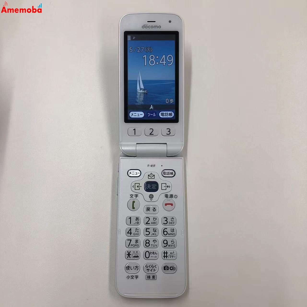 らくらくホン F-41F 8GB ホワイト docomo版SIMフリー 新品同様