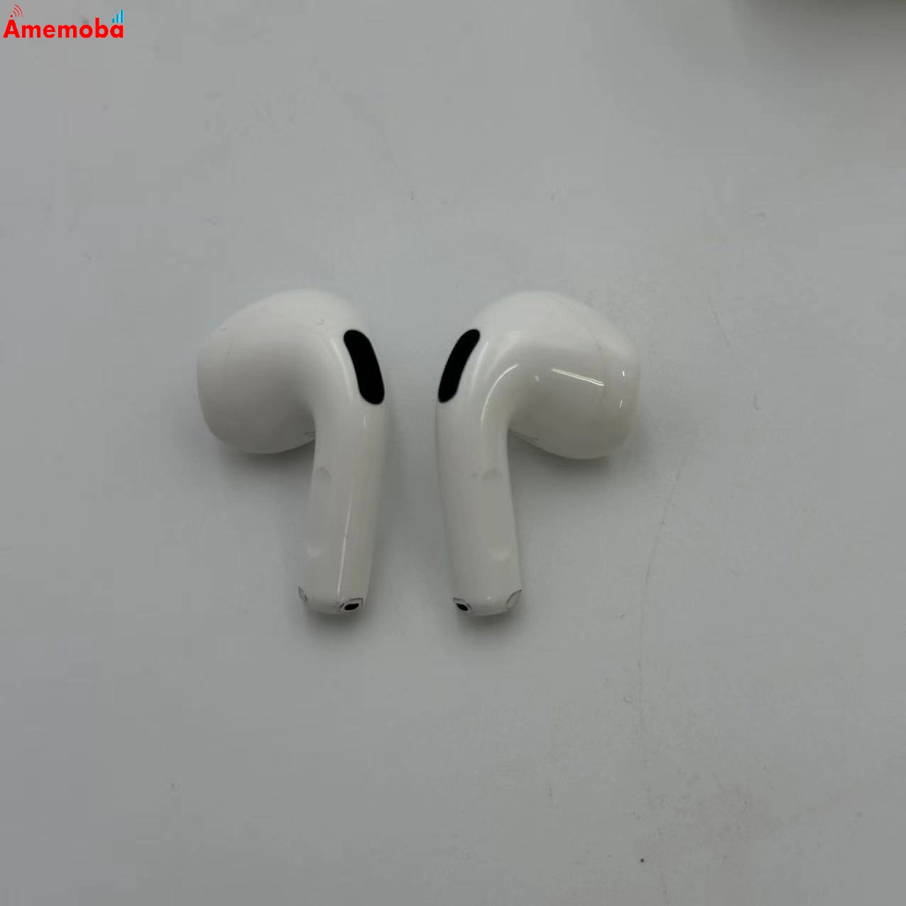 AirPods 第4世代 - ホワイト MXP63J/A 極美品