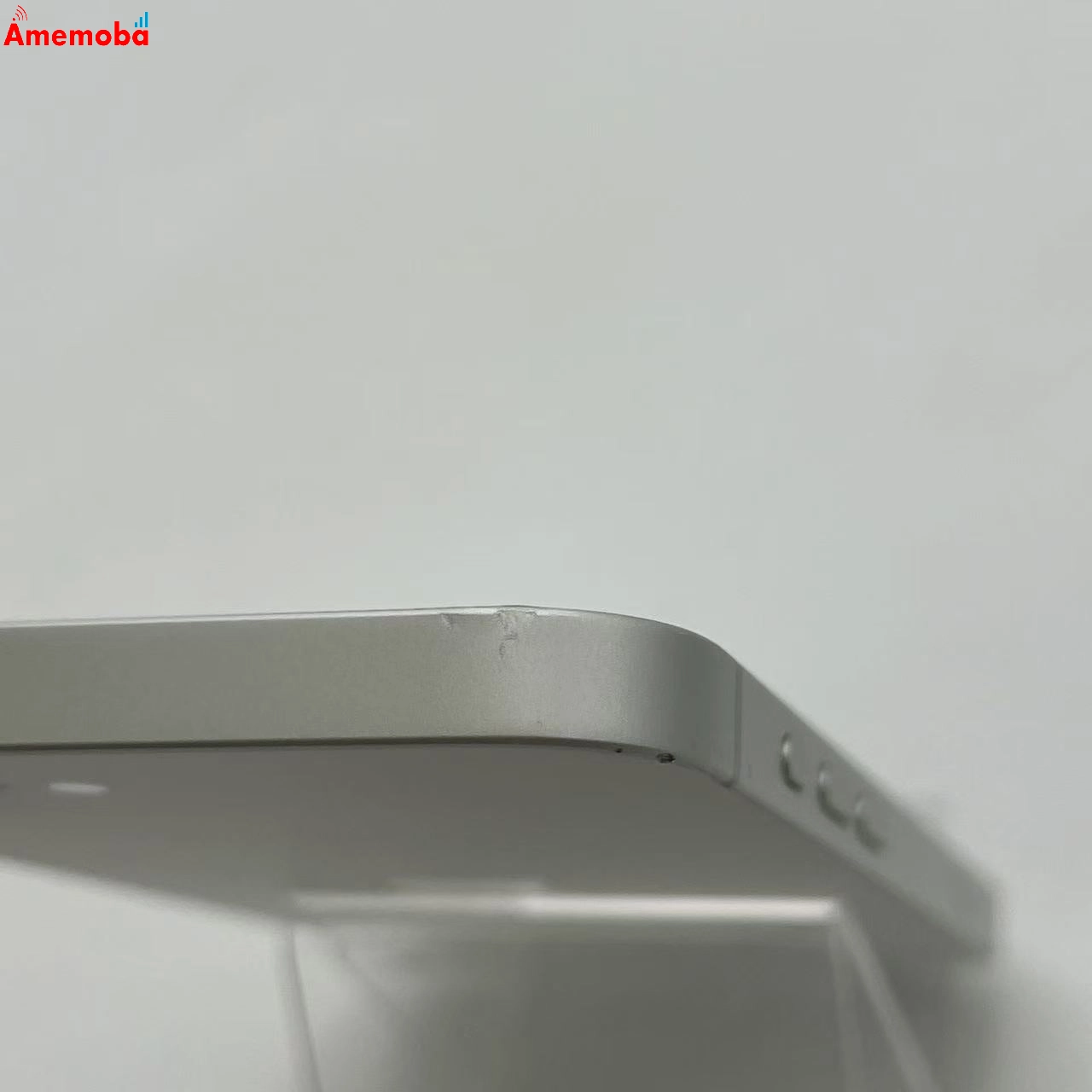 iPhone 16e 128GB ホワイト MD1R4J/A SoftBank版SIMフリー