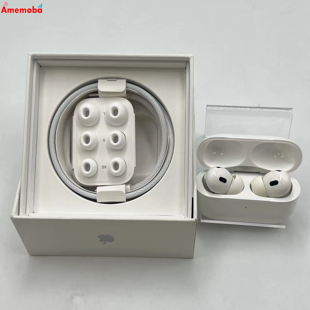 AirPods Pro 第2世代 MagSafe充電ケース(USB-C)付き ホワイト MTJV3J/A