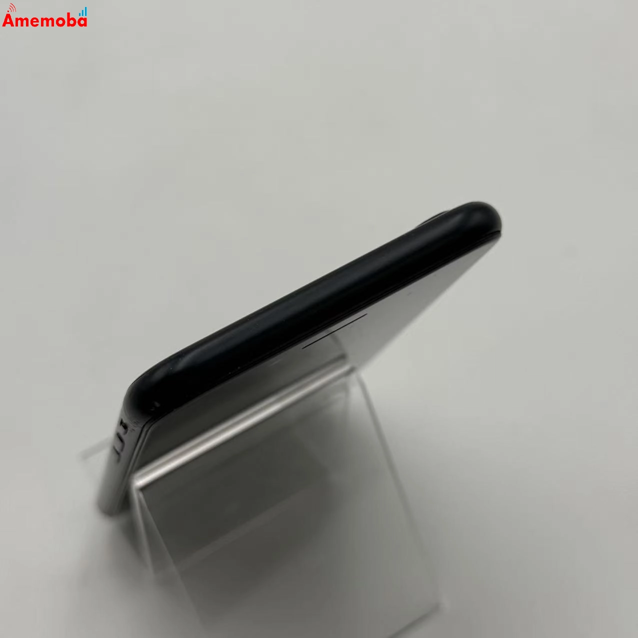 iPhoneSE 第3世代 64GB ミッドナイト MMYC3J/A docomo版SIMフリー ジャンク品