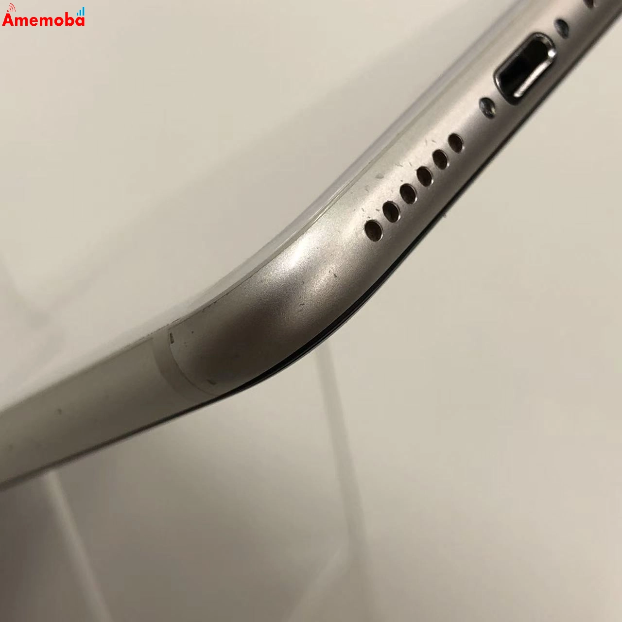 iPhoneSE 第3世代 256GB スターライト MMYK3J/A Apple版SIMフリー
