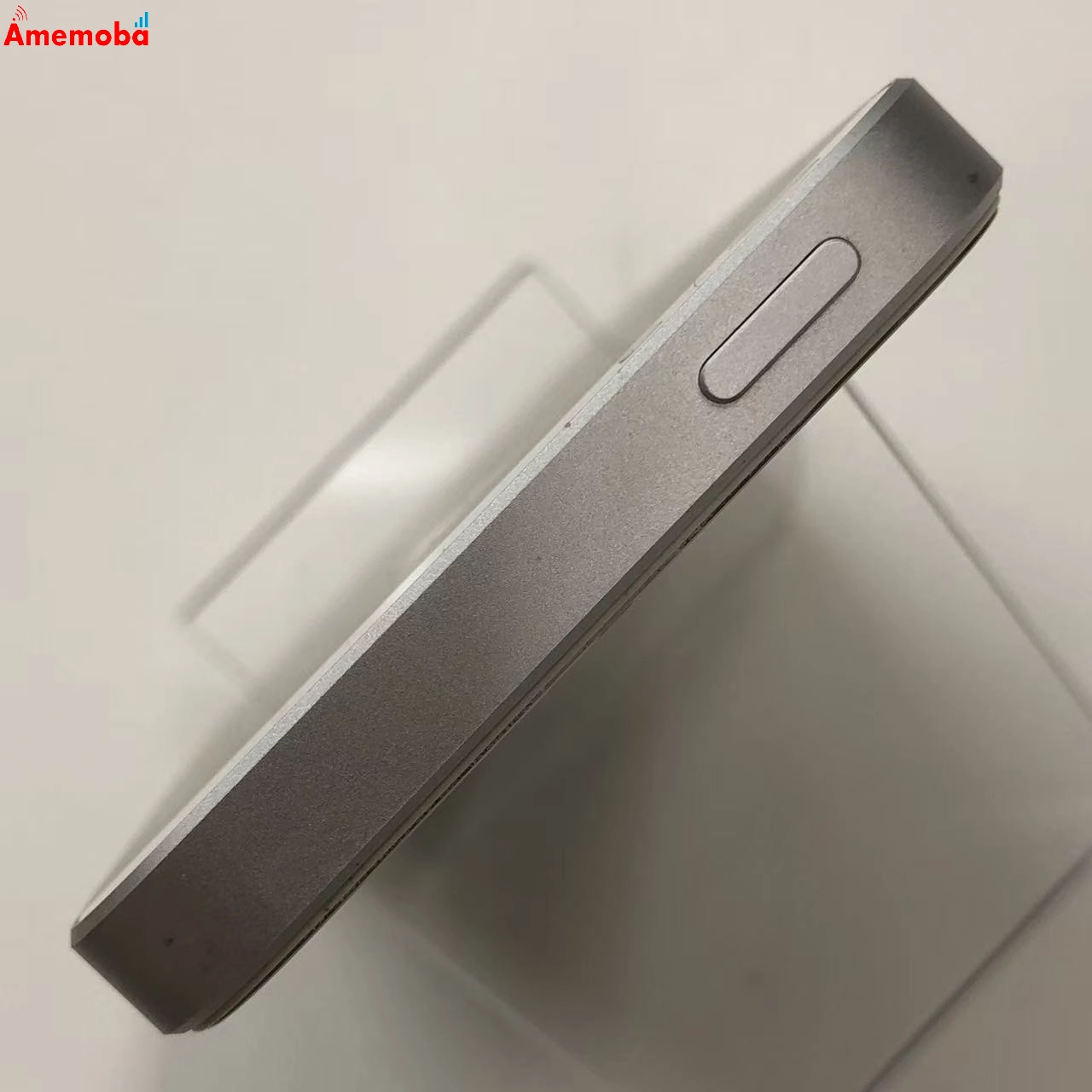 iPhoneSE 64GB シルバー MLM72J/A docomo版SIMフリー