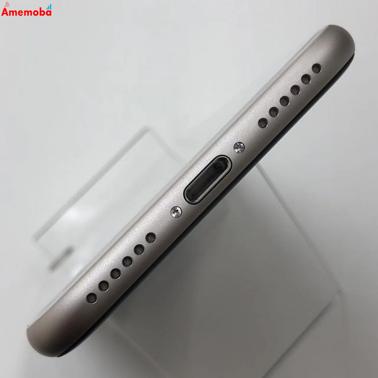 iPhoneSE 第3世代 64GB スターライト MMYD3J/A SoftBank版SIMフリー 新品同様