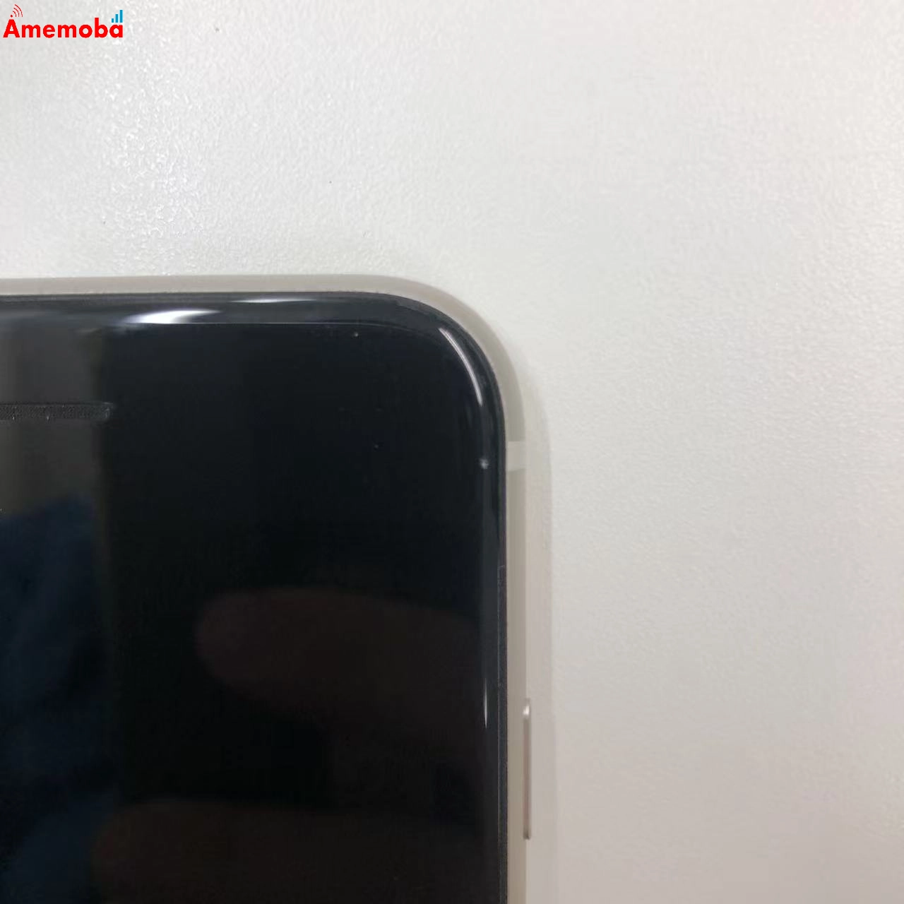 iPhoneSE 第3世代 64GB スターライト MMYD3J/A SoftBank版SIMフリー