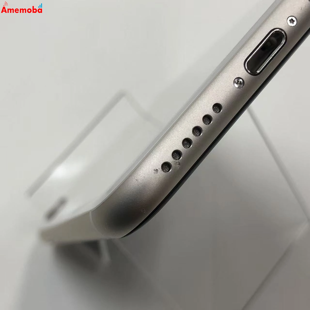 iPhoneSE 第3世代 64GB スターライト MMYD3J/A SoftBank版SIMフリー 美品