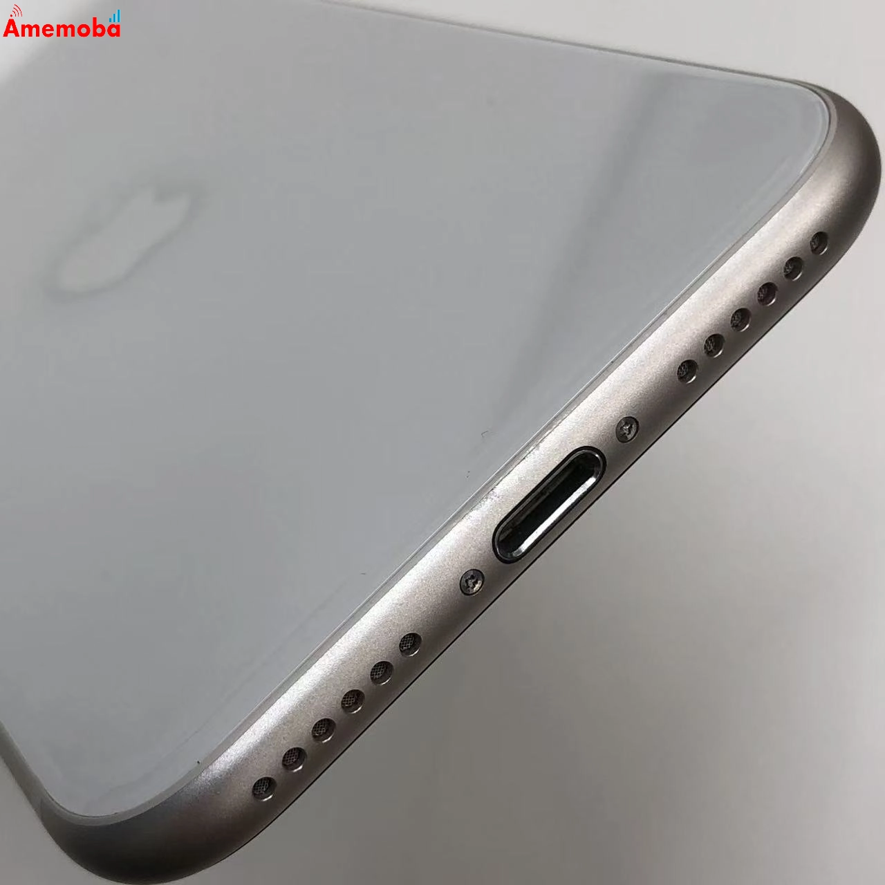 iPhoneSE 第3世代 64GB スターライト MMYD3J/A SoftBank版SIMフリー 美品