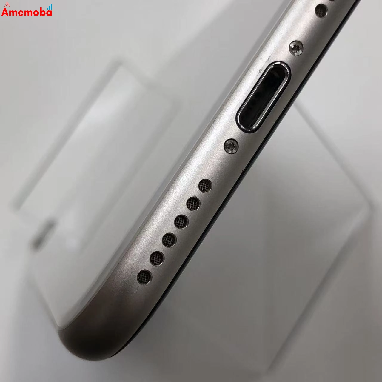 iPhoneSE 第3世代 64GB スターライト MMYD3J/A SoftBank版SIMフリー 美品