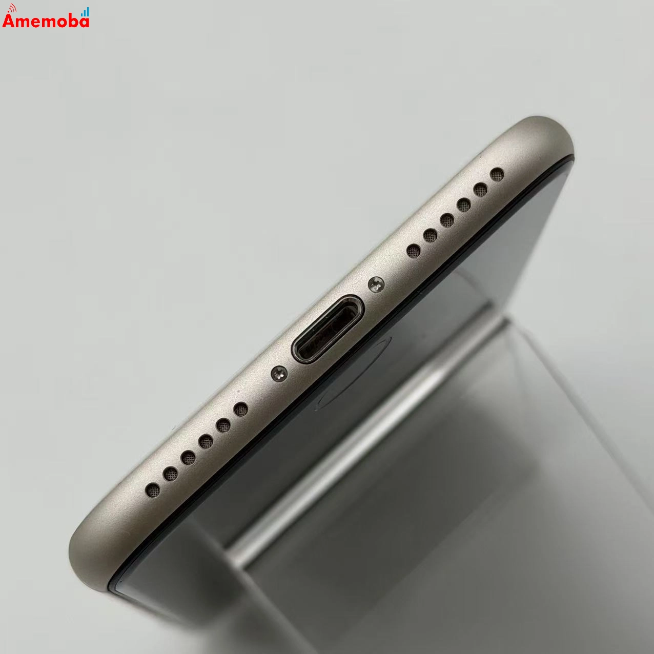 iPhoneSE 第3世代 64GB スターライト MMYD3J/A SoftBank版SIMフリー 極美品
