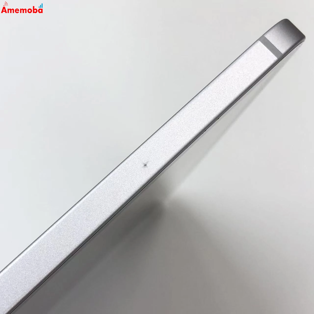 iPad 第10世代64GB シルバー MQ6J3J/A docomo版SIMフリー 美品