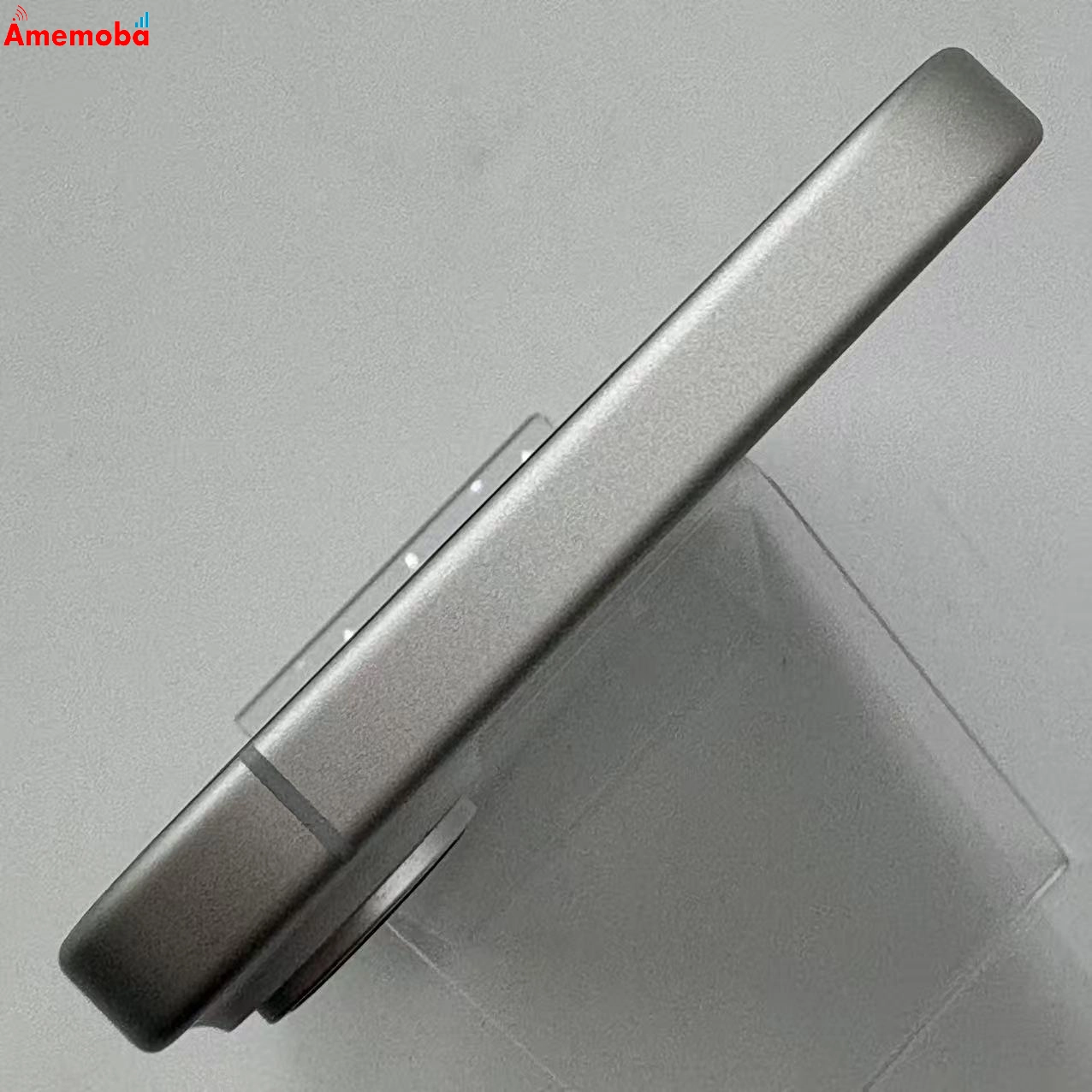 iPhone16 128GB ホワイト MYDR3J/A docomo版SIMフリー 美品