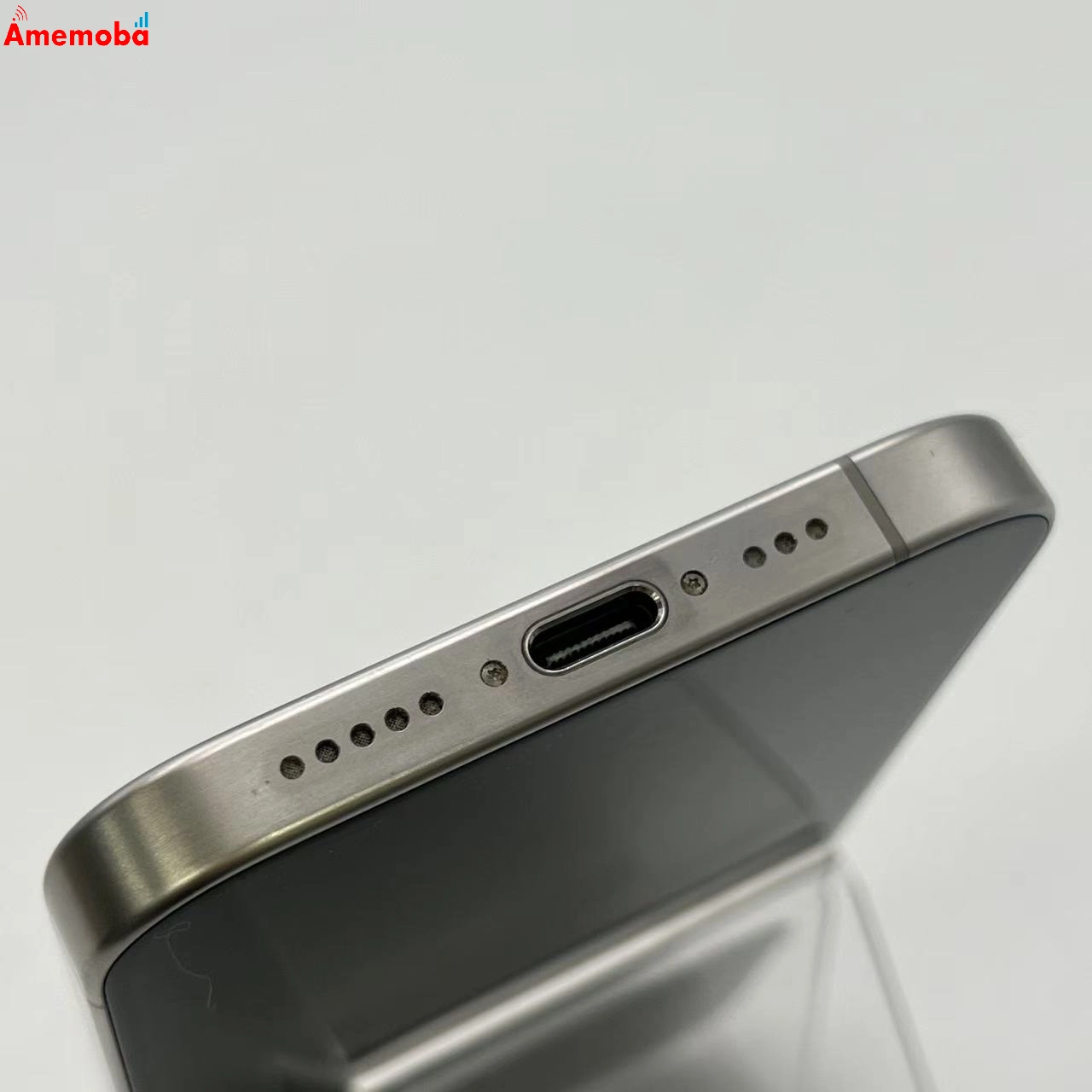 iPhone15 Pro 256GB ホワイトチタニウム NTUD3J/A SoftBank版SIMフリー 美品