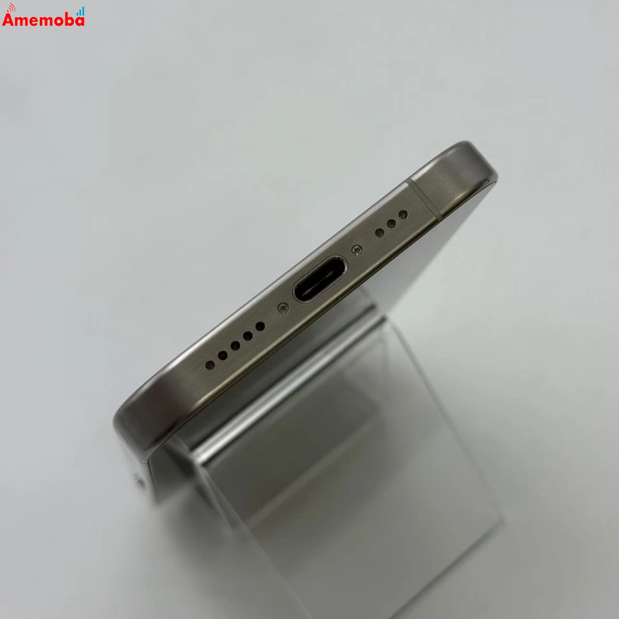 iPhone15 Pro 128GB ホワイトチタニウム MTU83J/A docomo版SIMフリー
