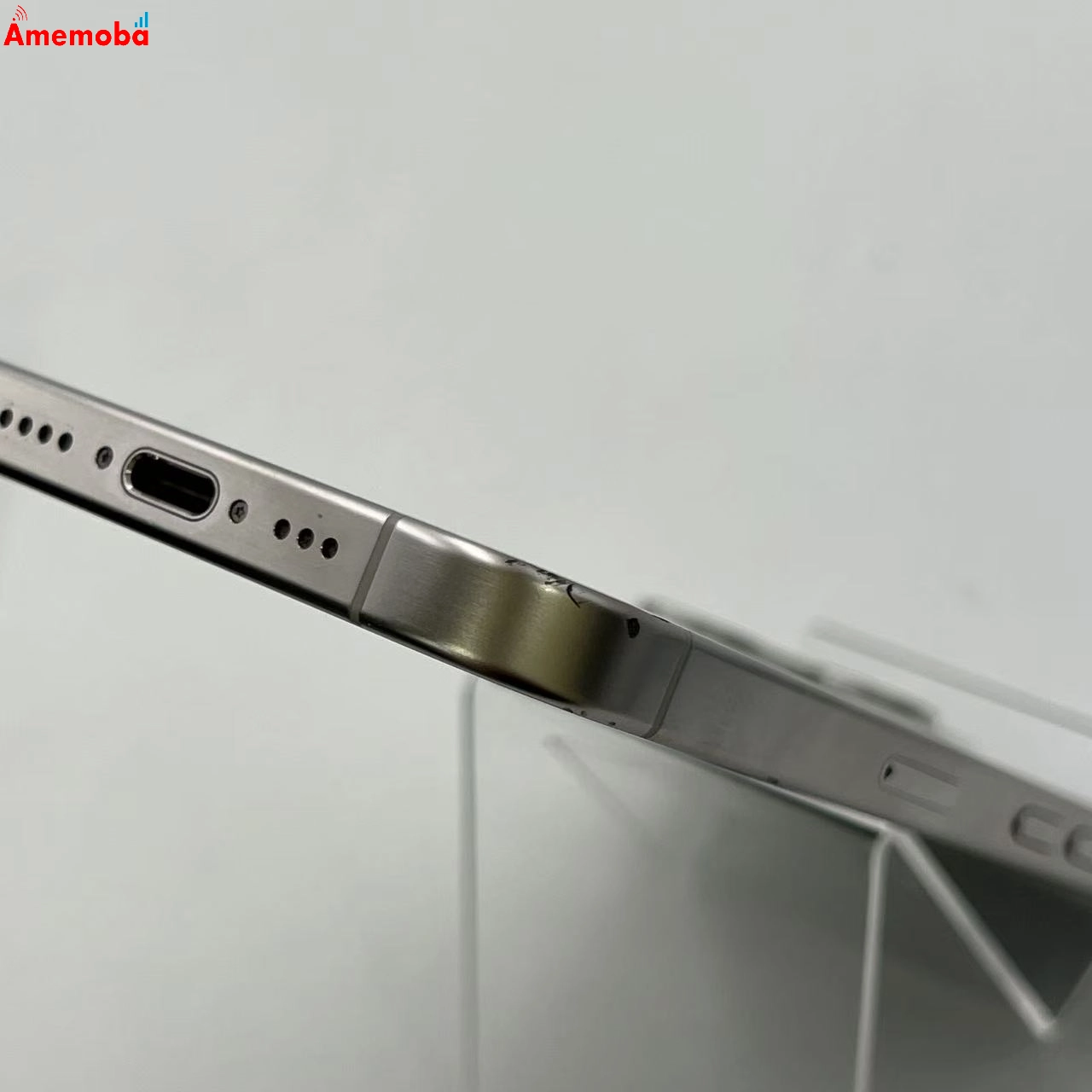 iPhone15 Pro 256GB ホワイトチタニウム MTUD3J/A SoftBank版SIMフリー