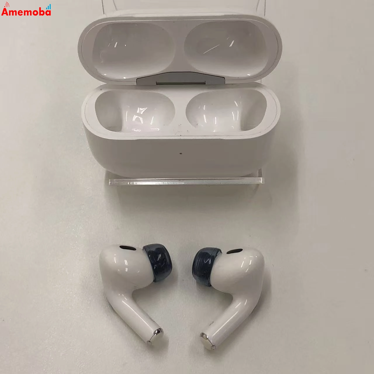 Airpods Pro 第2世代 ー ホワイト MQD83J/A