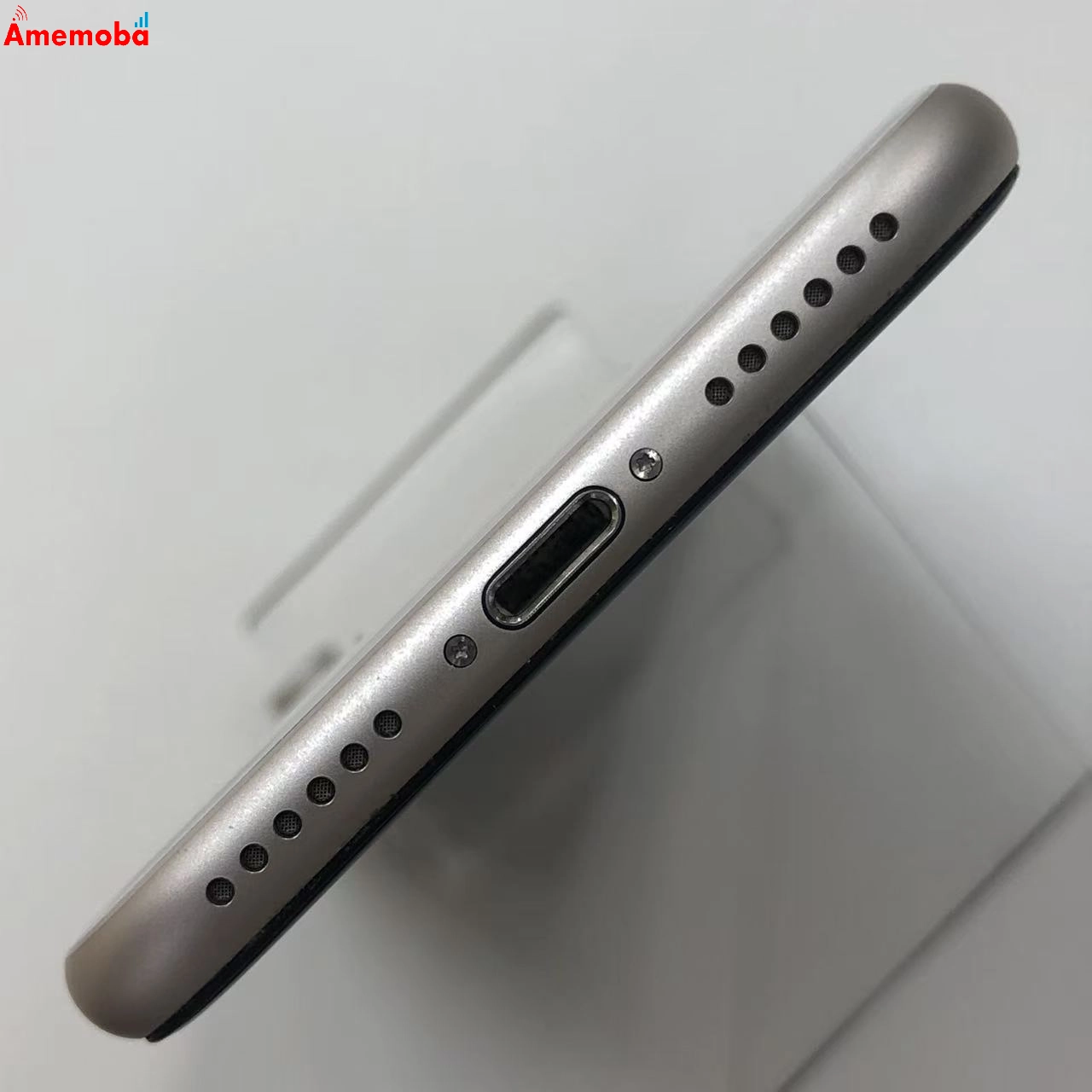 iPhoneSE 第3世代 64GB スターライト MMYD3J/A SoftBank版SIMフリー