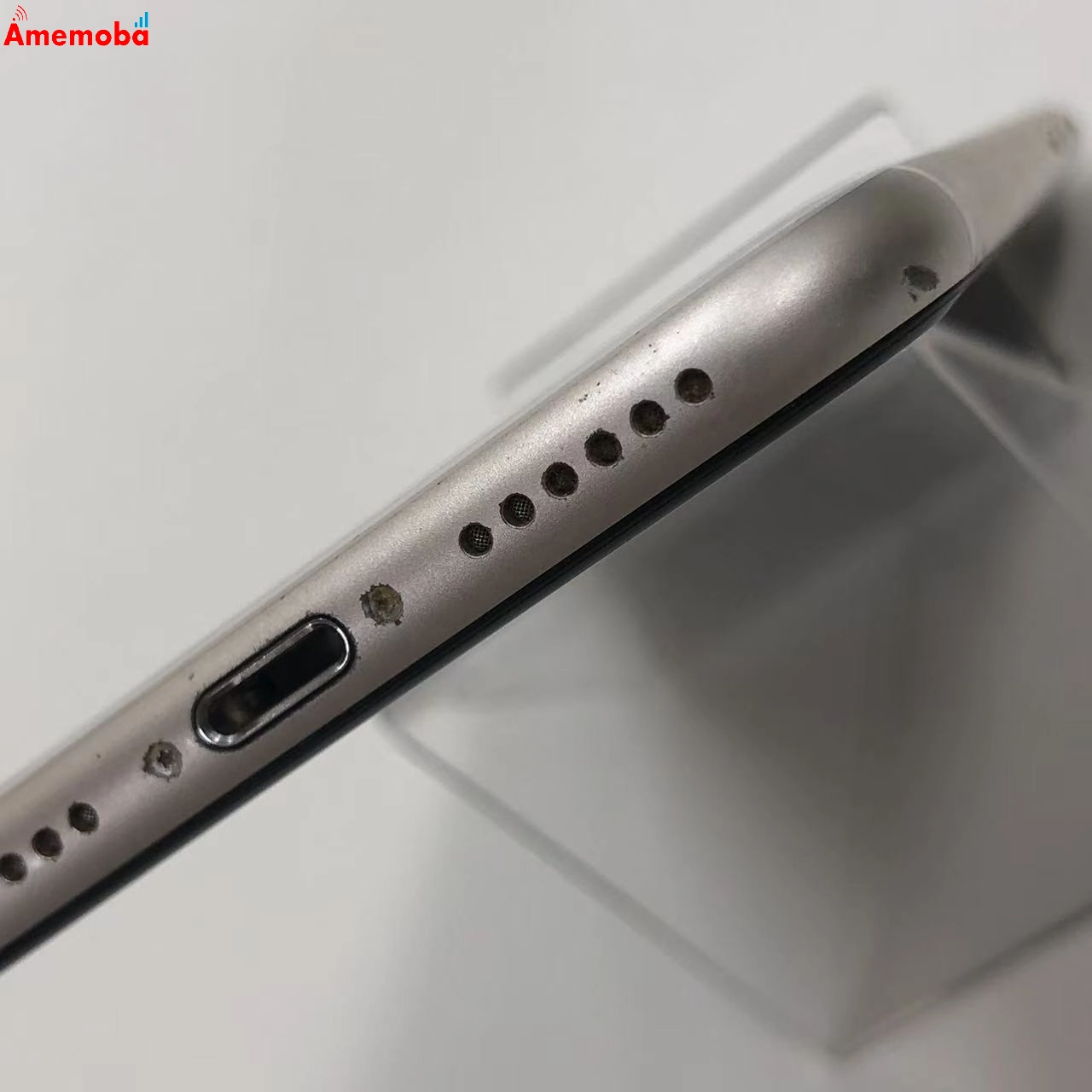iPhoneSE 第3世代 64GB スターライト MMYD3J/A SoftBank版SIMフリー
