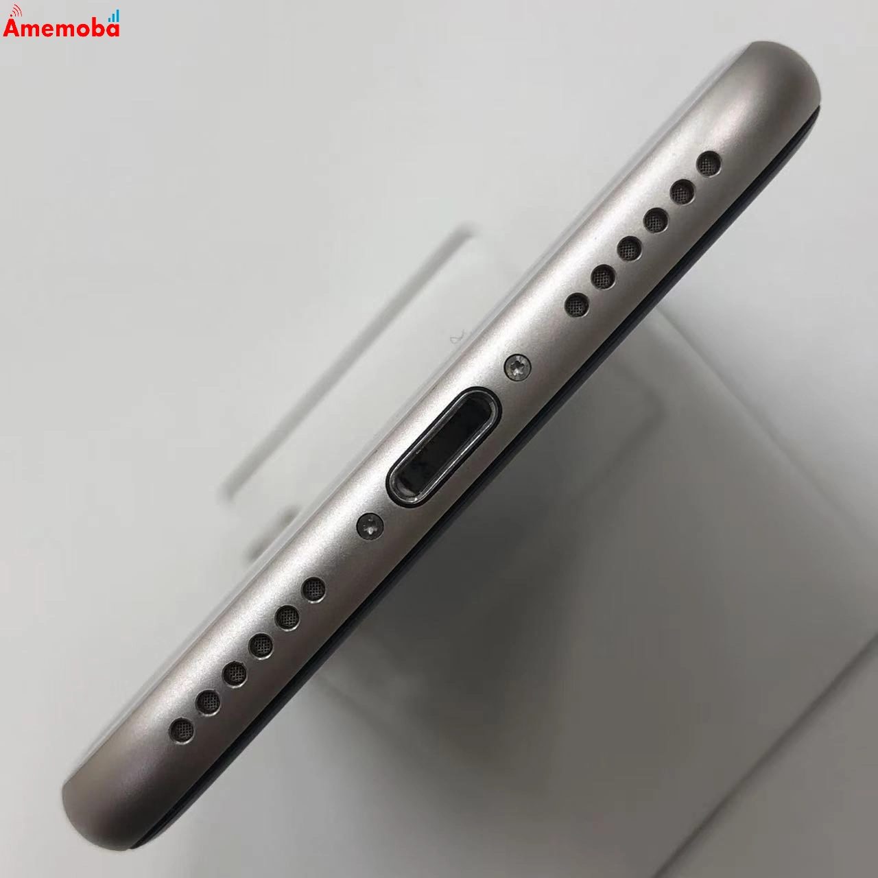 iPhoneSE 第3世代 64GB スターライト MMYD3J/A SoftBank版SIMフリー
