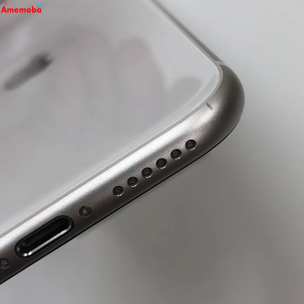 iPhoneSE 第3世代 64GB スターライト MMYD3J/A SoftBank版SIMフリー