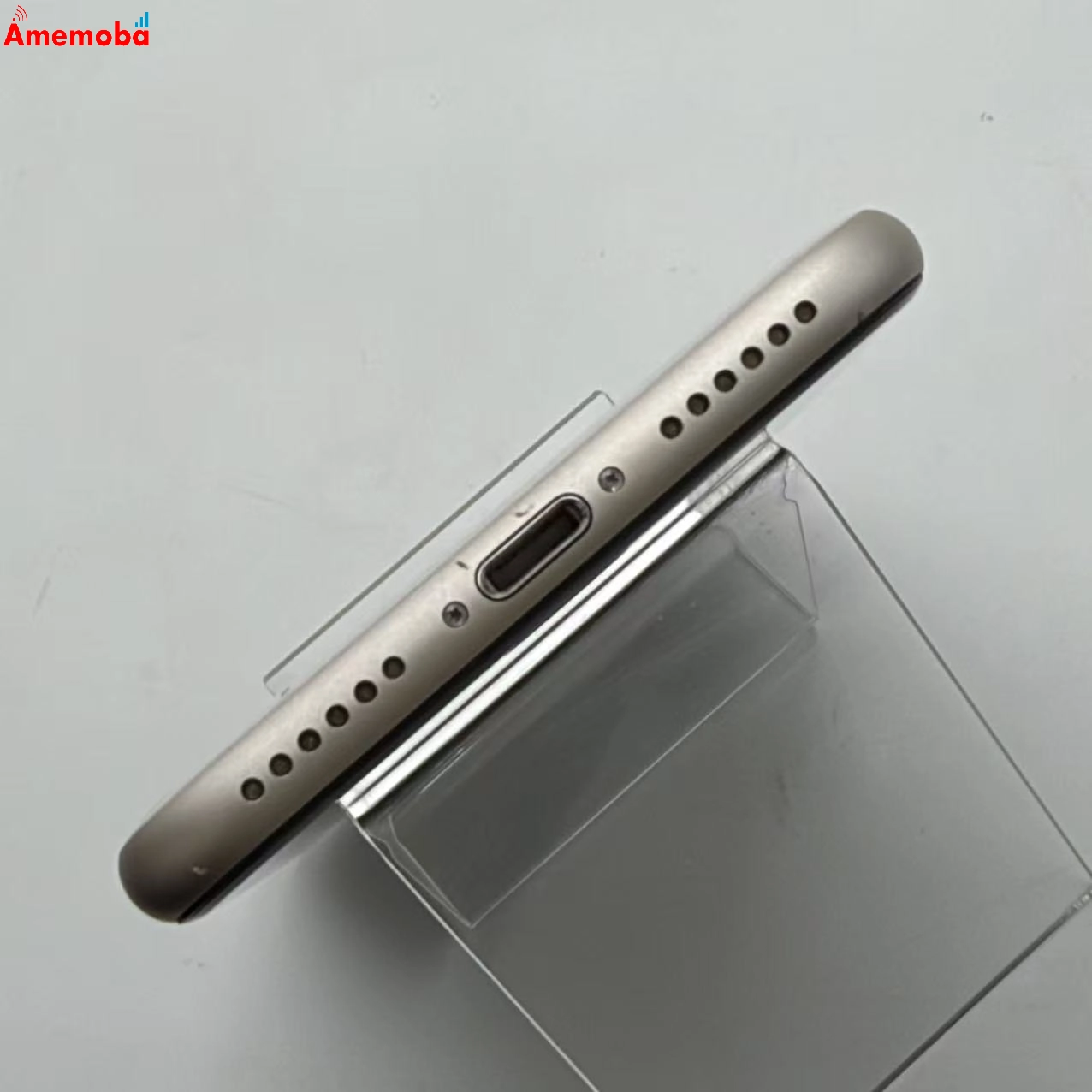 iPhoneSE 第3世代 64GB スターライト MMYD3J/A docomo版SIMフリー ジャンク品