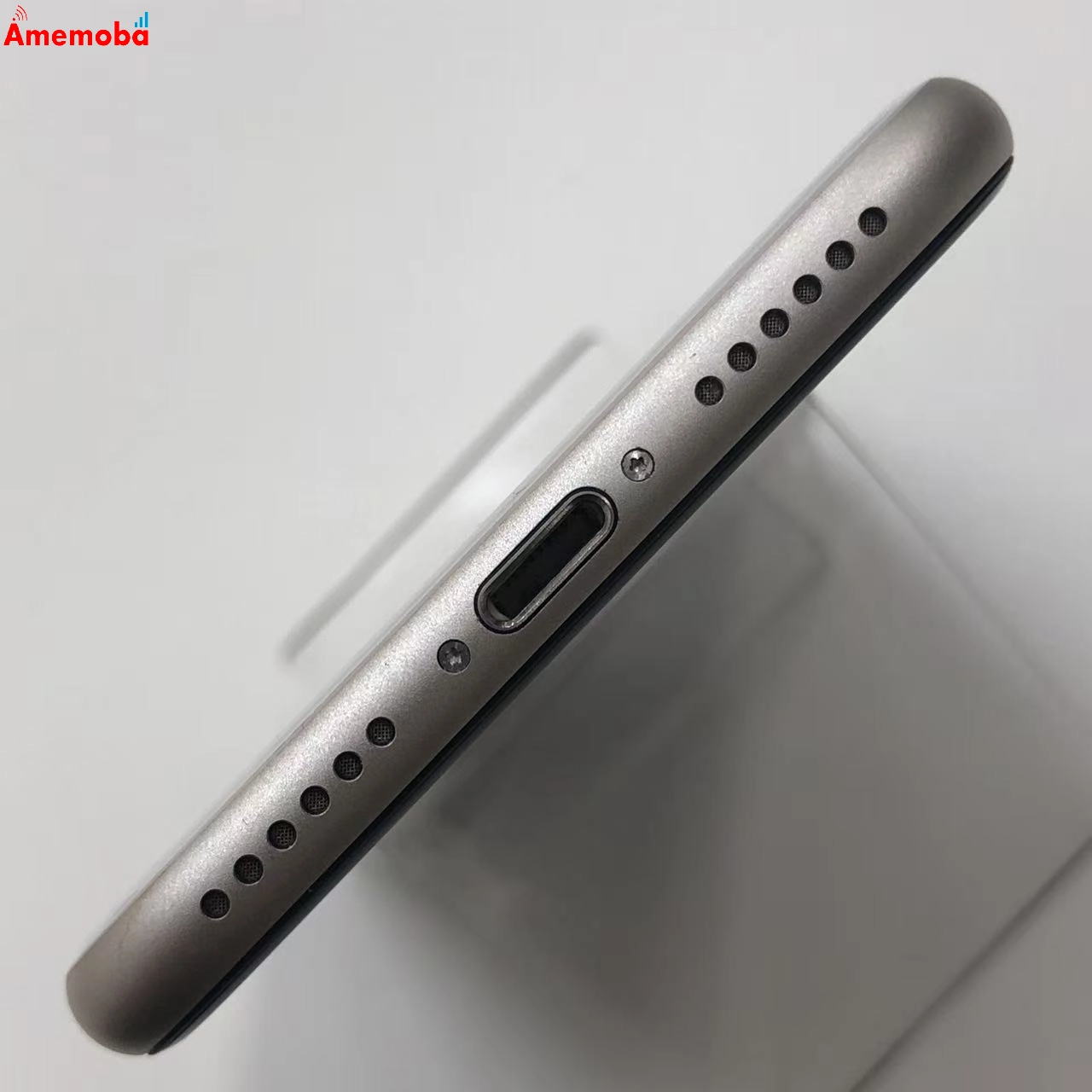 iPhoneSE 第3世代 64GB スターライト MMYD3J/A SoftBank版SIMフリー