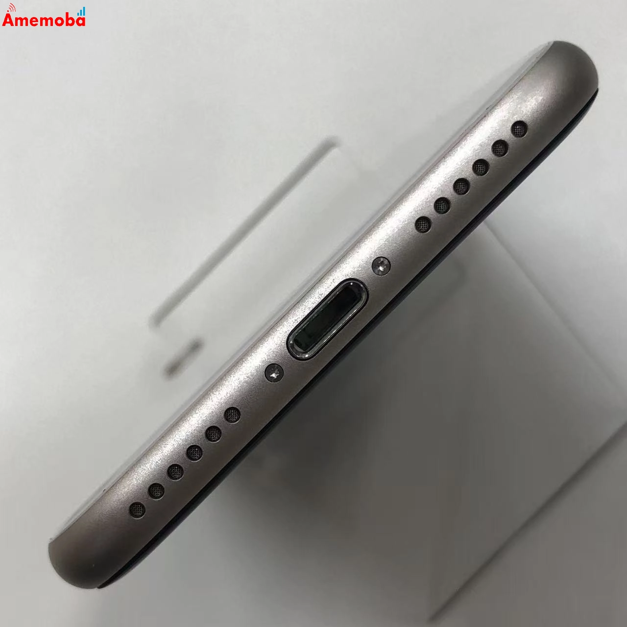iPhoneSE 第3世代 64GB スターライト MMYD3J/A SoftBank版SIMフリー