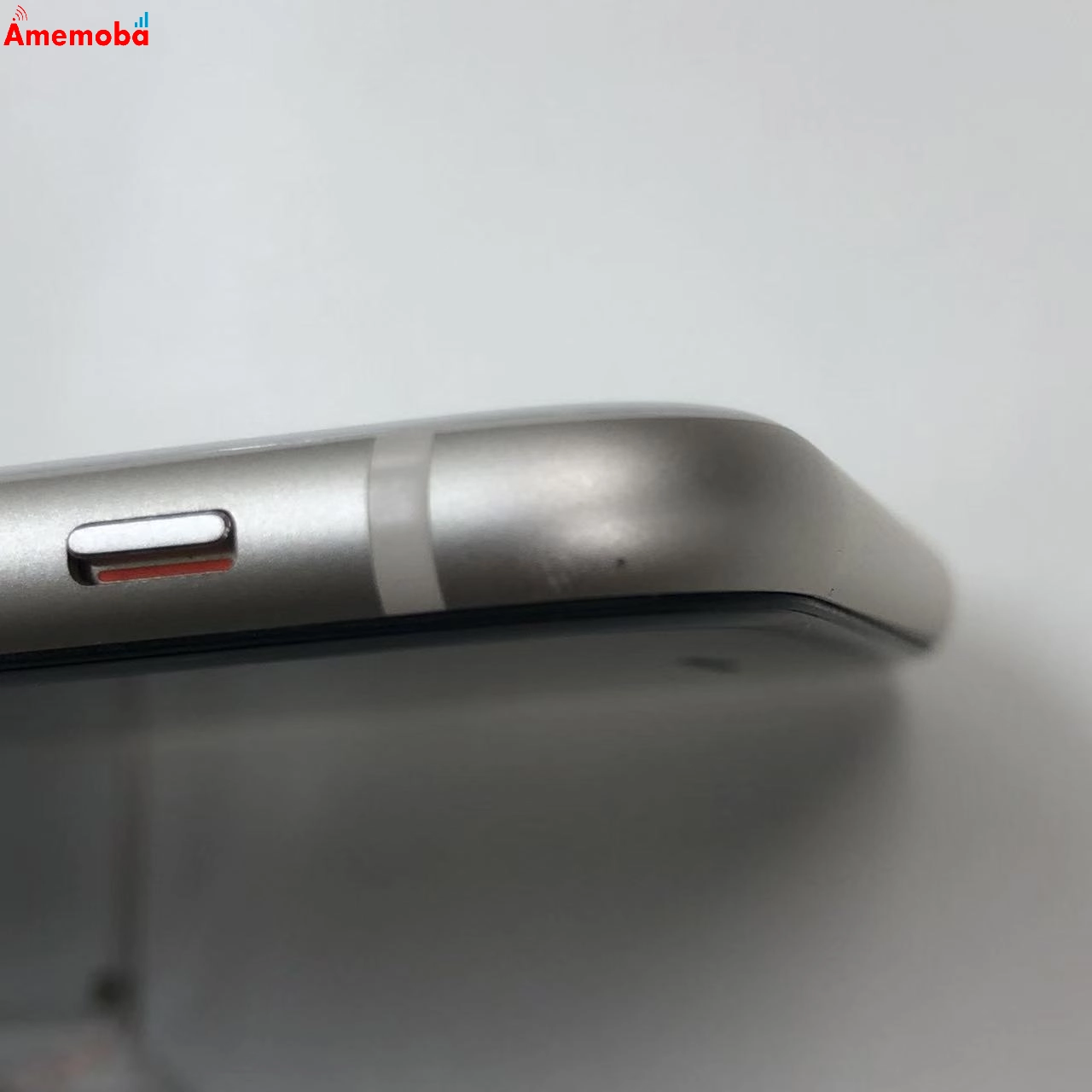 iPhoneSE 第3世代 64GB スターライト MMYD3J/A SoftBank版SIMフリー