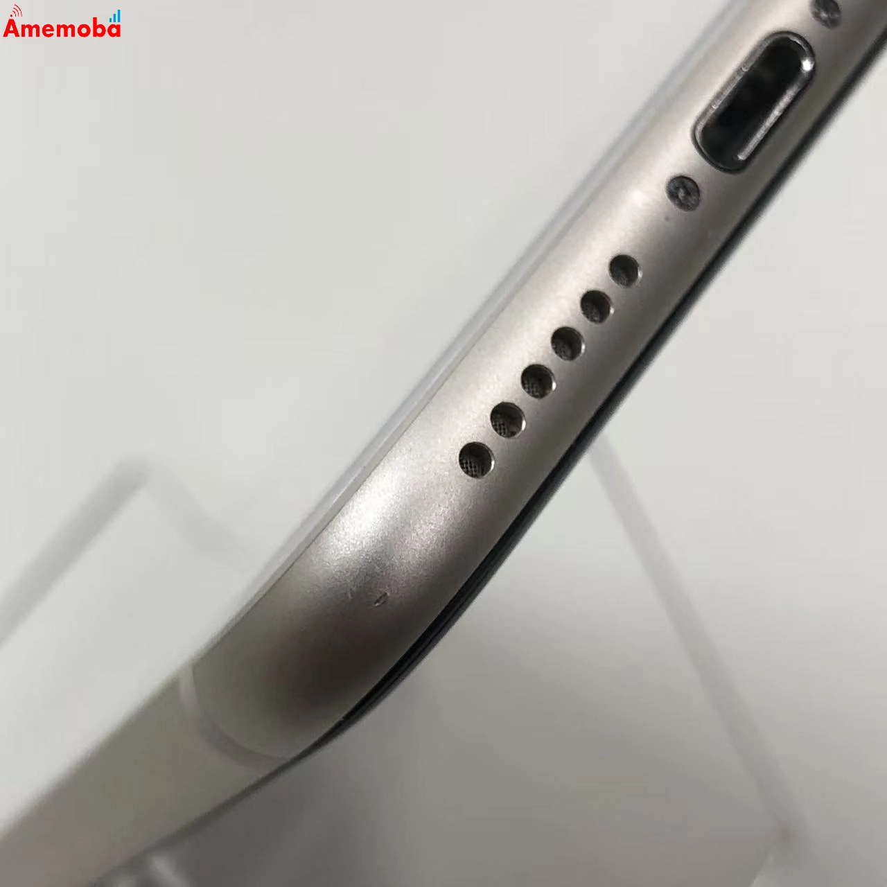 iPhoneSE 第3世代 64GB スターライト MMYD3J/A SoftBank版SIMフリー